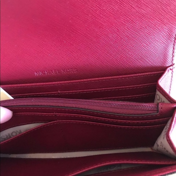 Michael Kors callie MK signature walletbrowncherry - Picture 2 of 6